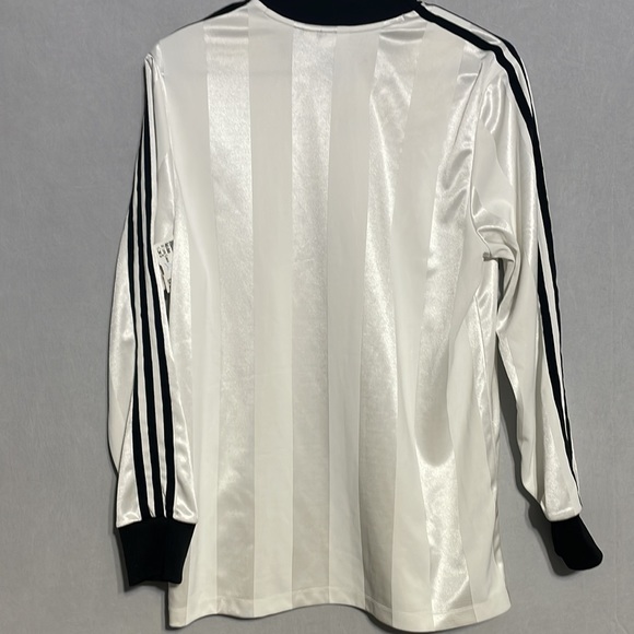 Adidas long sleeve - Picture 5 of 5